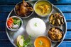 শুধু ভাত-ডাল দিয়ে দায়সারা নয়, পোস্ত -পটলভাজা- মাছ সবই থাকবে পাতে, ফ্রিতে লাঞ্চ-ডিনার