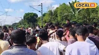 দুর্ঘটনাস্থলে ভিড়