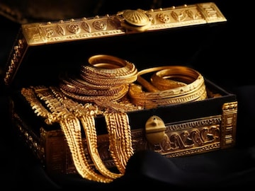 বিনিয়োগের দুর্দান্ত সুযোগ, রেকর্ড সর্বোচ্চ দাম থেকে সোনা ১১% এবং রুপো ১৬% কমেছে ! বিনিয়োগের দুর্দান্ত সুযোগ, রেকর্ড সর্বোচ্চ দাম থেকে সোনা ১১% এবং রুপো ১৬% কমেছে !