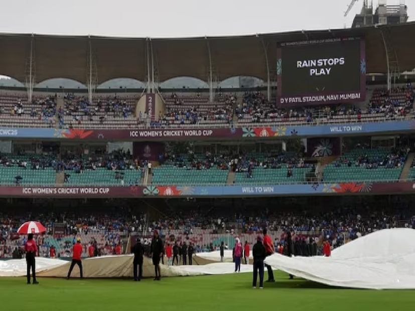 ভোরবেলা বৃষ্টিপাতের সম্ভাবনা কম থাকবে (১৫-২০%) তবে বিকেল ৪টা থেকে সন্ধ্যা ৬টার মধ্যে বৃষ্টিপাতের সম্ভাবনা তীব্রভাবে বৃদ্ধি পেয়ে প্রায় ৫০-৫৮% পর্যন্ত পৌঁছাবে বলে আশা করা হচ্ছে, যার ফলে অল্প সময়ের জন্য বিলম্ব হতে পারে।