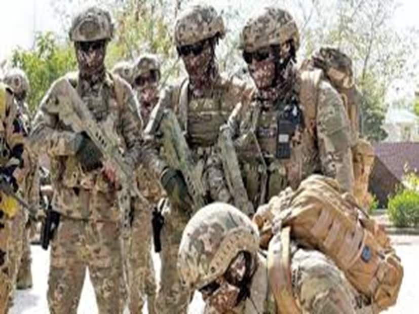 দেশের সুরক্ষার জন্য চিন, পাকিস্তান সীমান্তে নানা ধরনের পরীক্ষানিরীক্ষা, সেনাকে আরও শক্তিশালী করার কাজ নিয়মিত করেই থাকে ভারতীয় সেনা। এবার সেই সূত্রেই মোতায়েন করা হচ্ছে 'ভৈরব লাইট কমান্ডো'। সেনার ইনফ্যান্ট্রি উইং-এর ডিরেক্টর জেনারেল লেফটেন্যান্ট জেনারেল অজয় কুমারের মতে, 