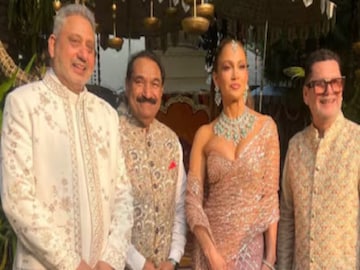 জেনিফার লোপেজ উদয়পুরে নেত্রা মন্তেনার বিয়েতে পারফর্ম, পারিশ্রমিক ১৮ কোটি জেনিফার লোপেজ উদয়পুরে নেত্রা মন্তেনার বিয়েতে পারফর্ম, পারিশ্রমিক ১৮ কোটি