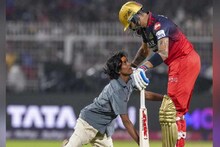 মাঠে ঢুকে কোহলিকে প্রণাম! ইডেনে ঢুকে পড়া আর কি সম্ভব? দিল্লি বিস্ফোরণের পর যা হচ্ছে...