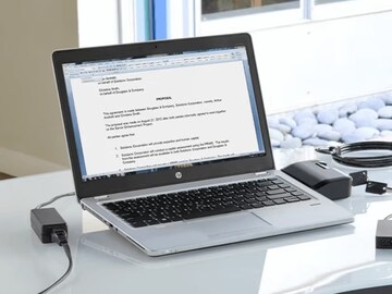 ল্যাপটপ সারাক্ষণ চার্জে বসিয়ে কাজ! ব্যাটারির ক্ষতি হয় না উপকার, আসল সত্য জানালেন ইউজাররা