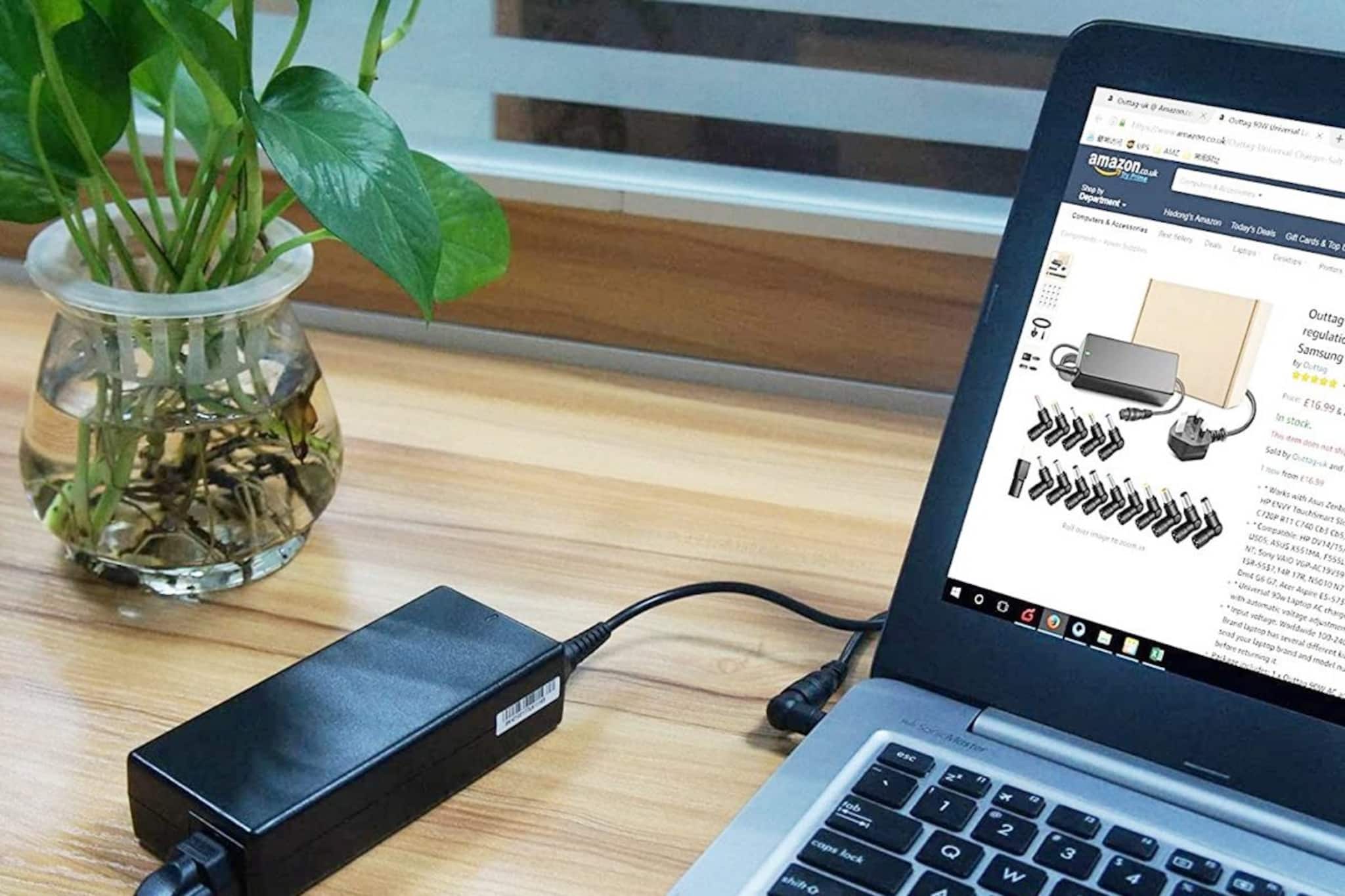 Laptop Battery Tips: ল্যাপটপ সারাক্ষণ চার্জে বসিয়ে কাজ! না জেনেই বড় বিপদ ডেকে আনছেন না তো, আসল সত্য জানালেন ইউজাররা