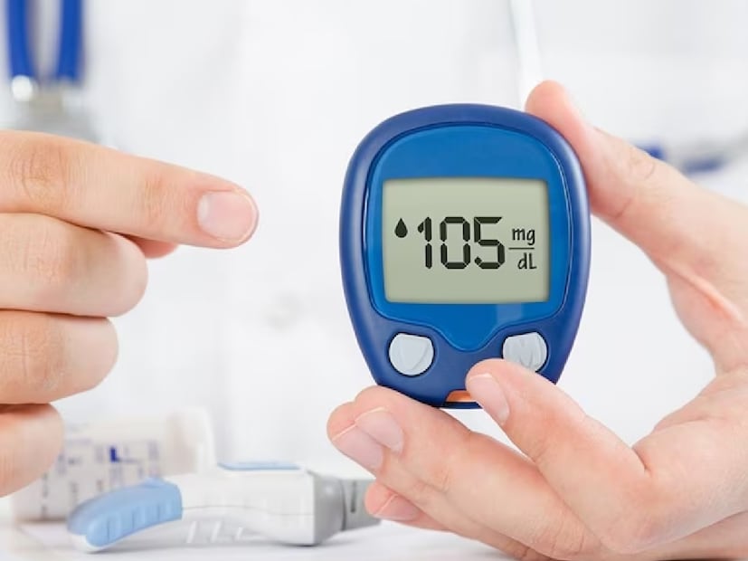 (Disclaimer: এই প্রতিবেদনের তথ্য সাধারণ ধারণার উপর ভিত্তি করে দেওয়া হয়েছে। নিউজ১৮ বাংলা স্বতন্ত্রভাবে এর প্রমাণ যাচাই করেনি। প্রয়োগের আগে অবশ্যই চিকিৎসকের পরামর্শ নিন।)