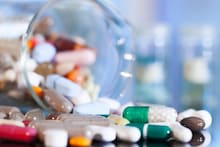 Antibiotics: অ্যান্টিবায়োটিক খাওয়ার আগে সাবধান! কী জানাল ICMR?