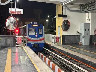 সোমবার থেকে অরেঞ্জ লাইনে পরিবর্তিত মেট্রো পরিষেবা