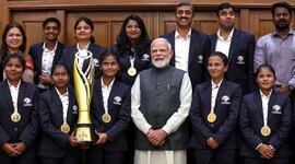 মোদির সঙ্গে সাক্ষাৎ ভারতের বিশ্বজয়ী দৃষ্টিহীন মহিলা ক্রিকেট দলের