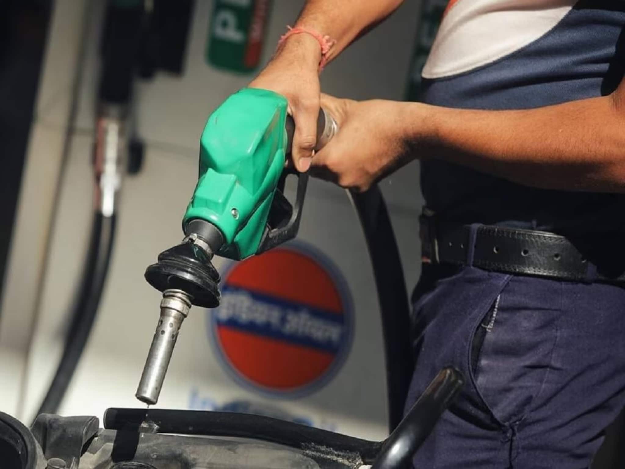 Petrol-Diesel Price: আজকের পেট্রোল-ডিজেল এবং সোনা-রুপোর লেটেস্ট দাম জেনে নিন