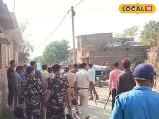 পরিস্থিতি সামাল দিতে এলাকায় বিশাল পুলিশবাহিনী