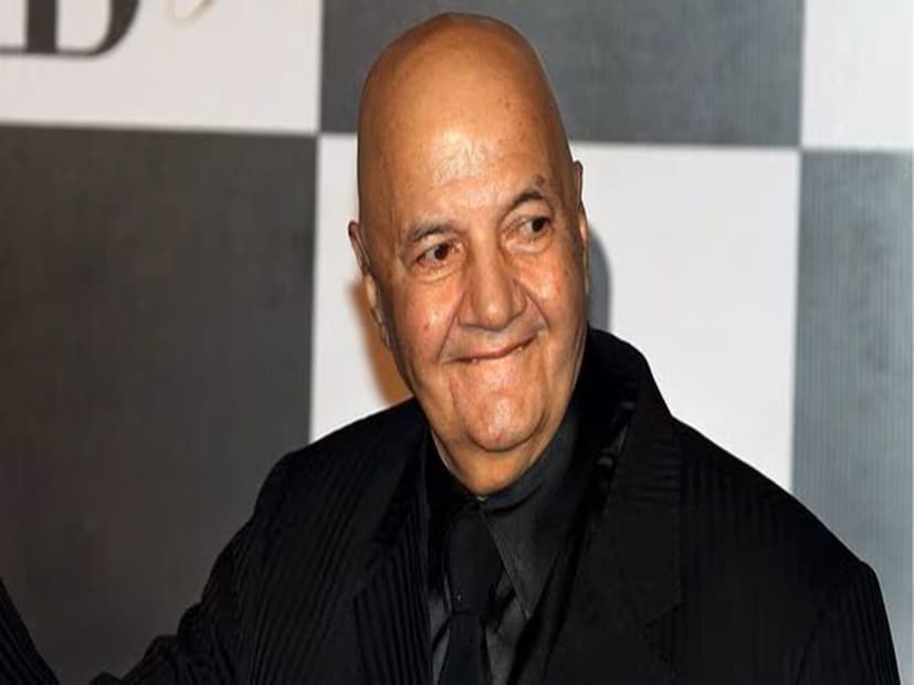  তাড়াতাড়ি তাঁকে মুম্বইয়ের লীলাবতী হাসপাতালে ভর্তি করা হয়। পরীক্ষা করে দেখা যায়,তাঁর ফুসফুসে সংক্রমণ রয়েছে। হৃদযন্ত্রেও সমস্যা রয়েছে।