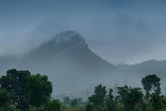 রাত পোহালেই তাপমাত্রার ঝটপট পতন, শীত এখনই না হলেও ঠান্ডার অনুভূতি