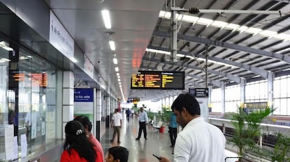 আপনার সন্তানের জন্য অর্ধেক টিকিট মিলবে, তবে একটি শর্তে আপনার সন্তানের জন্য অর্ধেক টিকিট মিলবে, তবে একটি শর্তে