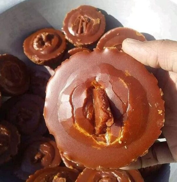 শর্তত্যাগ: শুধুমাত্র আপনাদের সচেতনতার উদ্দেশ্যেই এই প্রতিবেদনটি লেখা হয়েছে। আমরা এই লেখায় সাধারণ জ্ঞান ও দৈনন্দিন জীবনের কিছু সাধারণ তথ্য শেয়ার করেছি মাত্র। আপনি যদি কোথাও আপনার স্বাস্থ্য, জীবন ও বিজ্ঞানের যোগ সম্পর্কিত কিছু পড়েন তবে তা গ্রহণ করার আগে অবশ্যই একজন বিশেষজ্ঞের পরামর্শ নিন।