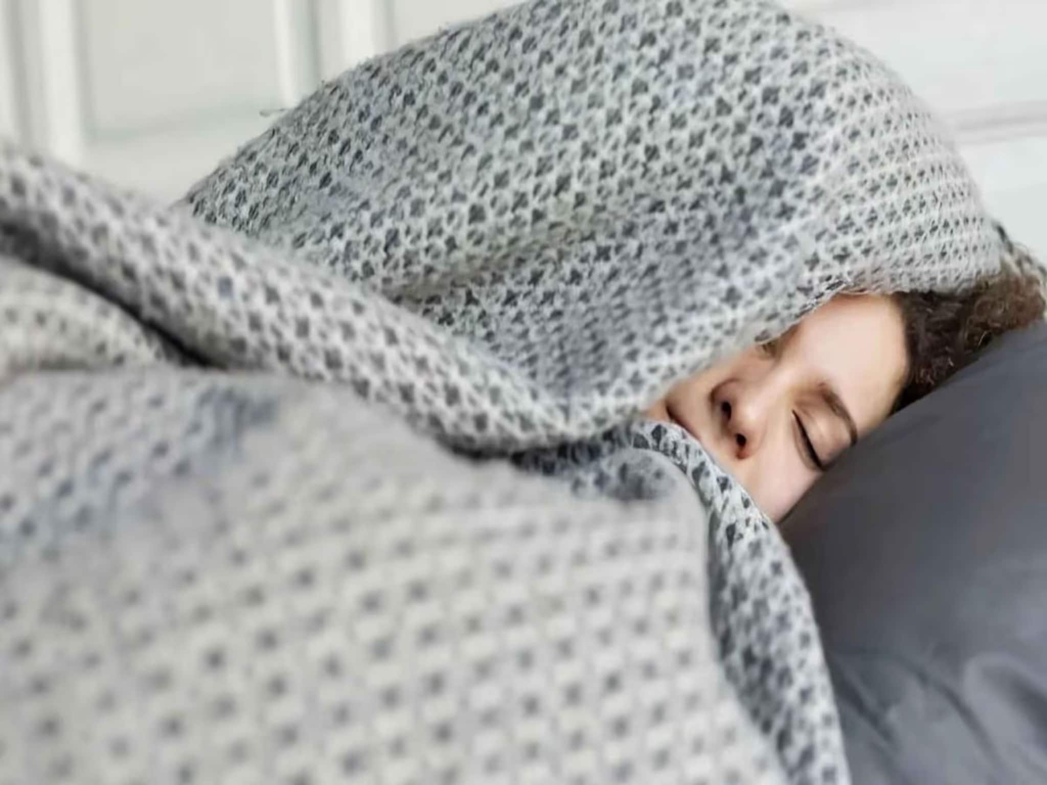 রুম হিটার ছাড়ুন...! শীতকালে লেপ-কম্বল-কাঁথা ছাড়াই ঘর থাকবে উষ্ণ, বাড়বে না ইলেকট্রিক বিল, নিয়ম জেনে নিন!