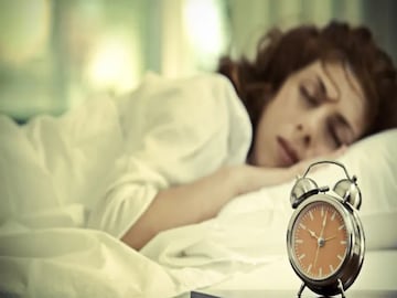 আগে মানুষ এক রাতেই ঘুমাত দু'বার! এখন একটানা ঘুমের চল কী ভাবে এল জানলে অবাক হবেন