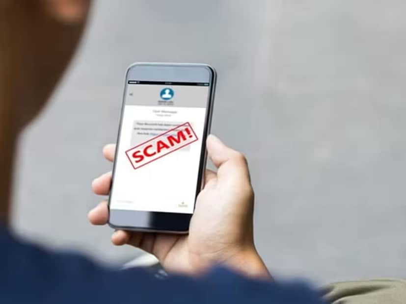 ২০২৪-২৫ সালে মামলার সংখ্যা বৃদ্ধির পর ভারতীয় রিজার্ভ ব্যাঙ্ক (আরবিআই) এবং টেলিযোগাযোগ বিভাগ (ডিওটি) ব্যাঙ্ক এবং টেলিকম কোম্পানিগুলির জন্য সতর্কতা জারি করেছে। নতুন নিয়মকানুনগুলির লক্ষ্য এসএমএস-ভিত্তিক প্রমাণীকরণের উপর নির্ভরতা হ্রাস করা এবং জালিয়াতি প্রতিরোধ ব্যবস্থা জোরদার করা।