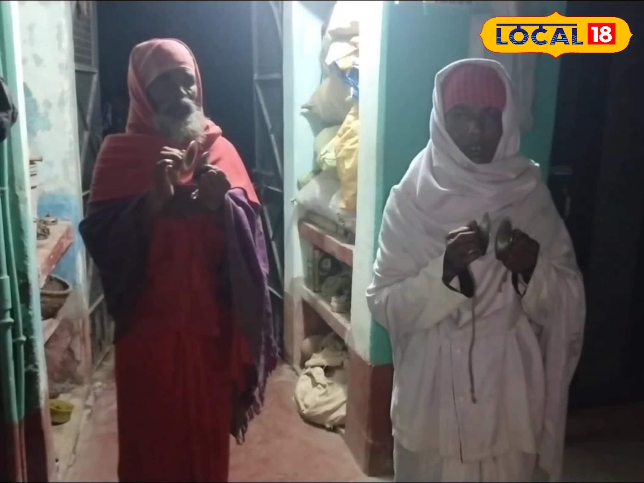 এখনও দুয়ারে দুয়ারে হাজির হন মহাদেব, সঙ্গী কৃষ্ণনাম! চারপাশ আধুনিক হলেও একেবারে হারিয়ে যায়নি 'টহল'