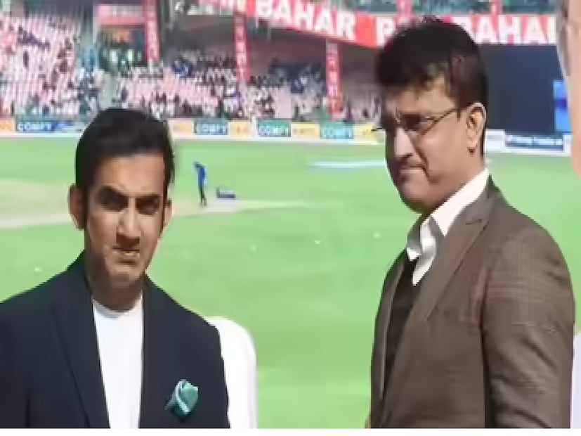 গম্ভীরের ইচ্ছে মতম ম্যাচ শুরু আগের ৪ দিন উইকেটে জল দেওয়া হয়নি। এই কথা খোদ জানিয়েছেন সিএবি সভাপতি সৌরভ গঙ্গোপাধ্যায়। যদিও ম্যাচ হারের জন্য পিচকে দায়ী করতে নারাজ গম্ভীর।