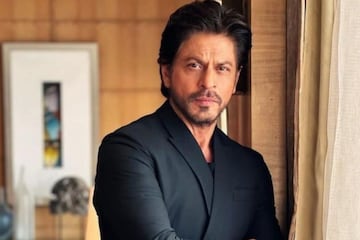 এবার আর মন্নত নয়, আলিবাগের বিশাল বাংলোতে হল রাতভর পার্টি, কে খেলেন শাহরুখকে চুমু, রইল ছবি এবার আর মন্নত নয়, আলিবাগের বিশাল বাংলোতে হল রাতভর পার্টি, কে খেলেন শাহরুখকে চুমু, রইল ছবি