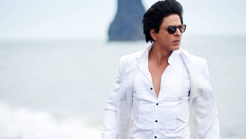 সিদ্ধার্থ আনন্দ দ্বারা পরিচালিত, কিং অভিষেক বচ্চন, রানি মুখোপাধ্যায়, দীপিকা পাড়ুকোন, সুহানা খান, অনিল কাপুর, আরশাদ ওয়ার্সি, অভয় ভার্মা, জয়দীপ আহলাওয়াত এবং রাঘব জুয়াল সমন্বিত একটি চিত্তাকর্ষক দল নিয়ে গর্ব করেছেন।