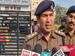 ৪ মিনিটে ৫২ বার ‘সরি’ বলে ক্ষমা চেয়েছিল সে, লাভ হয়নি! প্রধান শিক্ষকের কড়া কথায় স্কুল বিল্ডিং থেকে ঝাঁপ অষ্টম শ্রেণির ছাত্রের ৪ মিনিটে ৫২ বার ‘সরি’ বলে ক্ষমা চেয়েছিল সে, লাভ হয়নি! প্রধান শিক্ষকের কড়া কথায় স্কুল বিল্ডিং থেকে ঝাঁপ অষ্টম শ্রেণির ছাত্রের