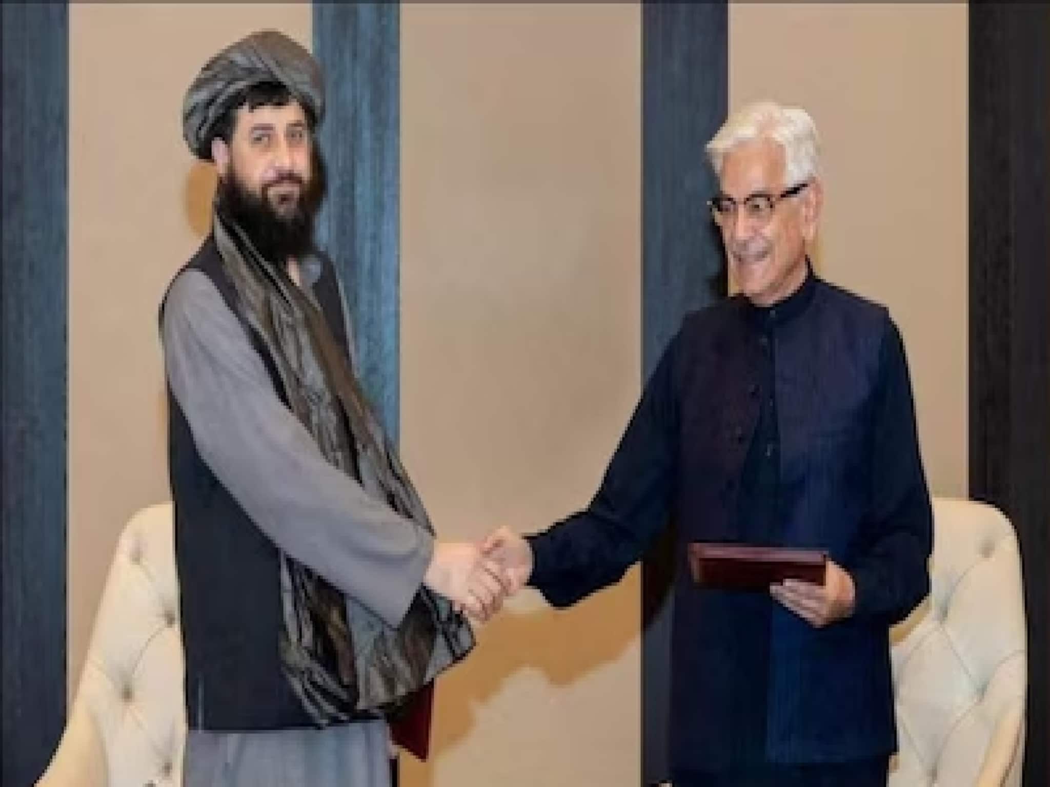 ‘যদি যুদ্ধ শুরু হয়...’ শান্তি আলোচনা ভেস্তে যাওয়ার পর পাকিস্তানকে কঠোর সতর্কবার্তা তালিবানের