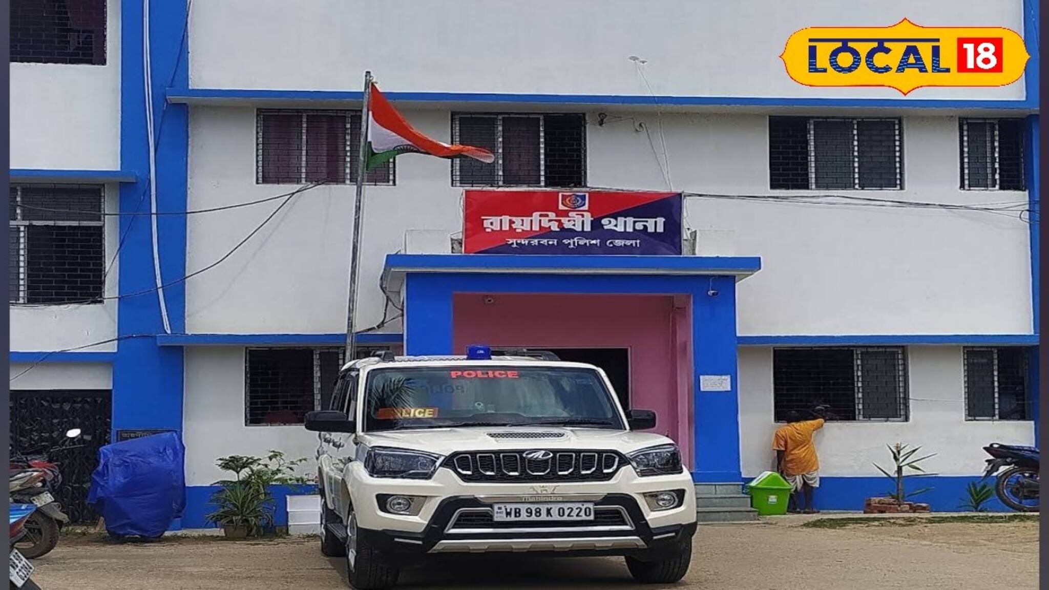 পায়রা উড়িয়ে দিতে গিয়ে 'চরম সর্বনাশ'! ছাদ থেকে পড়ে প্রাণ গেল  স্কুল পড়ুয়ার