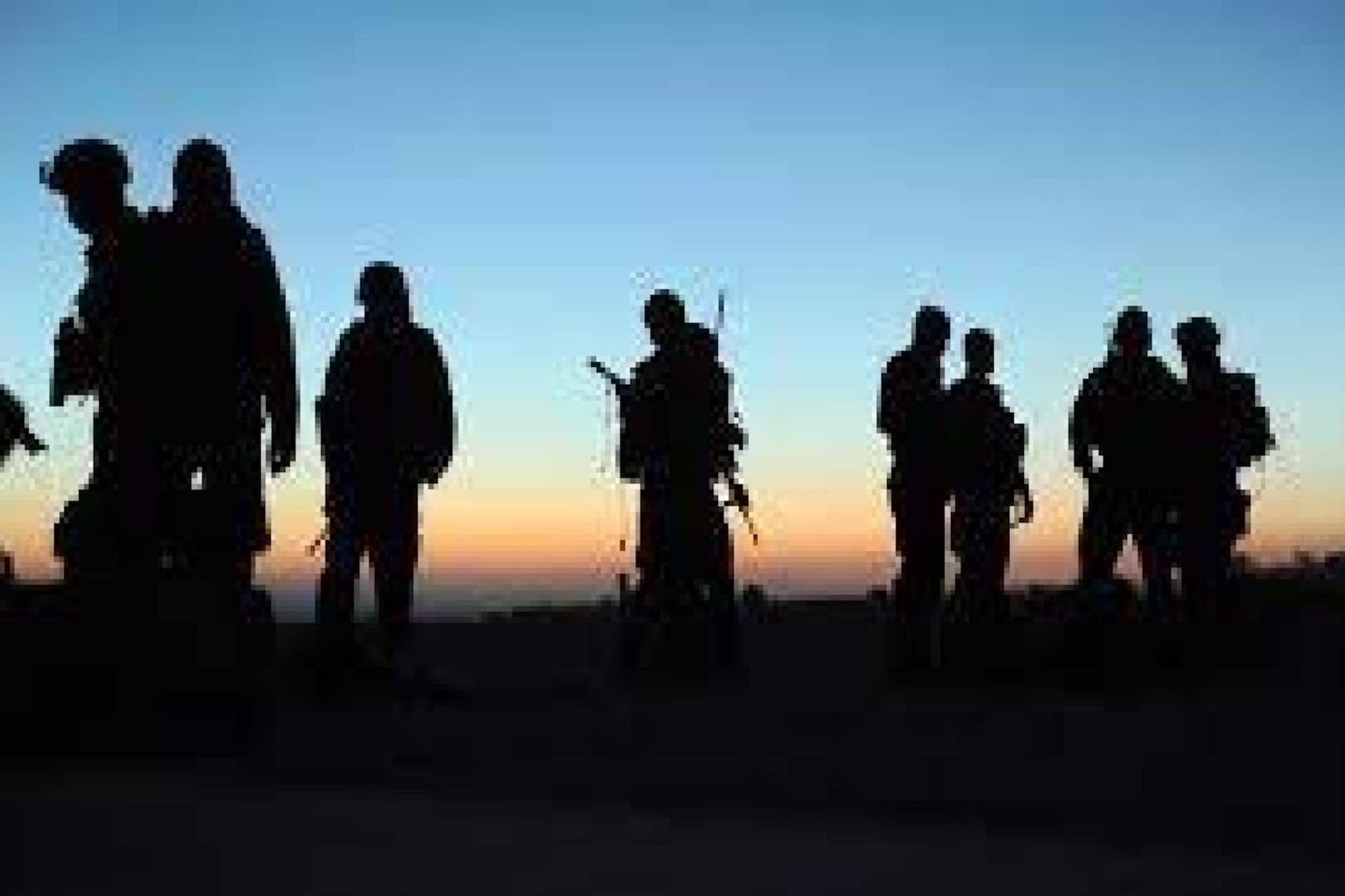 JK Police Arrests Doctors: চিকিৎসকরাই র‍্যাডারে, জইশের জঙ্গি নাশকতার ভয়ানক ছকের ব্লু প্রিন্ট ফাঁস, ডাক্তারির লকারেই লুকিয়ে রাখা ছিল একে ৪৭