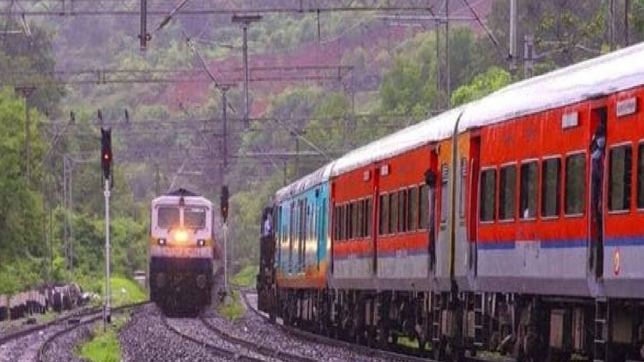 ব্যাড নিউজ, রেলের দক্ষিণ-পূর্ব শাখায় একাধিক ট্রেন বাতিল, দুর্ভোগ এড়াতে দেখে নিন লিস্ট