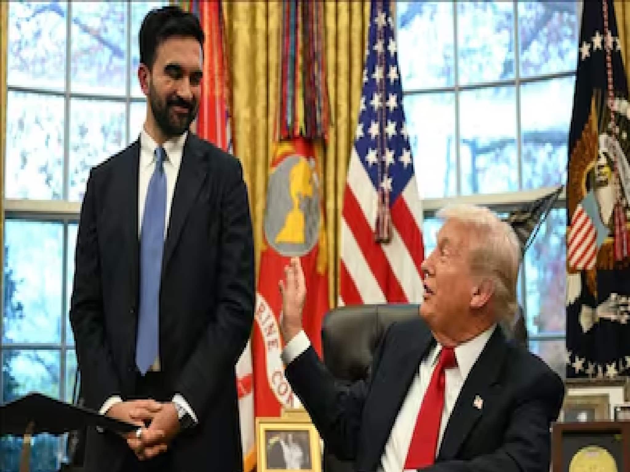 রাগ গলে জল! আগে যা হয়েছে তার ব্যাখ্যা চান না, হোয়াইট হাউসে ‘বন্ধুত্বপূর্ণ’ বৈঠকে ট্রাম্প–মামদানি