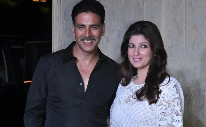 টুইঙ্কল খান্না প্রথমবারের মতো প্রকাশ করেছেন যে, তিনি পুরুষদের অত্যন্ত হিংসে করেন। বর্তমানে মেনোপজের কারণে তিনি অনেক চ্যালেঞ্জের মুখোমুখি হচ্ছেন। একটু মজা করেই বলেছেন যে, এদিকে, তিনি তাঁর স্বামীকে শান্তিতে ঘুমাতে দেখেন। সেই সময় যদি বাড়ি ভেঙেও পড়ে বা বাজি ফাটে বা কুকুর জোরে জোরে ডাকে তাও নাকি অক্ষয়ের ঘুম ভাঙে না৷ মেনোপজের পর থেকে ট্যুইঙ্কলের এমন ঘুম আর কখনই হয় না৷ ফলে অক্ষয়কে দেখে তিনি খুব রেগে যান৷ 