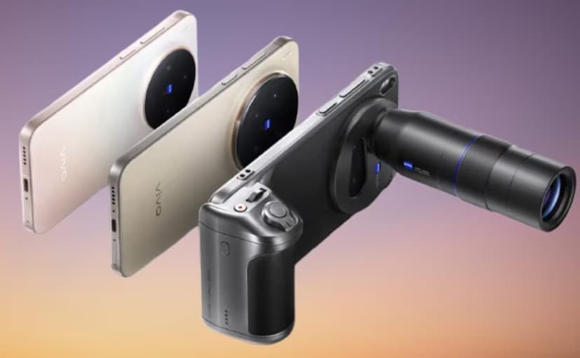 ক্যামেরা সেটআপের কথা বলতে গেলে, Vivo X300-এ থাকবে একটি ২০০MP Samsung HPB প্রাইমারি সেন্সর, একটি ৫০MP আল্ট্রা-ওয়াইড এবং একটি ৫০MP Sony LYT602 পেরিস্কোপ টেলিফটো লেন্স। সামনের দিকে একটি ৫০MP সেলফি ক্যামেরা দেওয়া হয়েছে।