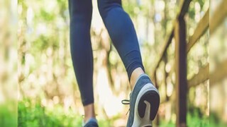 ‘লক্ষ্যমাত্রা পূরণ করলেই হল না…’ রোজ ১০ হাজার পা হাঁটলেই কি ফিট থাকা যাবে? অফিসকর্মীদের জন্য ডাক্তারর কঠোর সতর্কবার্তা ‘লক্ষ্যমাত্রা পূরণ করলেই হল না…’ রোজ ১০ হাজার পা হাঁটলেই কি ফিট থাকা যাবে? অফিসকর্মীদের জন্য ডাক্তারর কঠোর সতর্কবার্তা