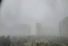 শীতের রাস্তায় কাঁটা বৃষ্টি,নিম্নচাপের থাবায় তাপমাত্রা বাড়ছে হুড়মুড়িয়ে,ওয়েদার আপডেট