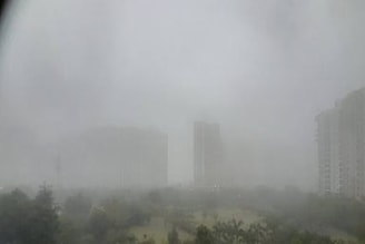 শীতের রাস্তায় কাঁটা বৃষ্টি,নিম্নচাপের থাবায় তাপমাত্রা বাড়ছে হুড়মুড়িয়ে,ওয়েদার আপডেট