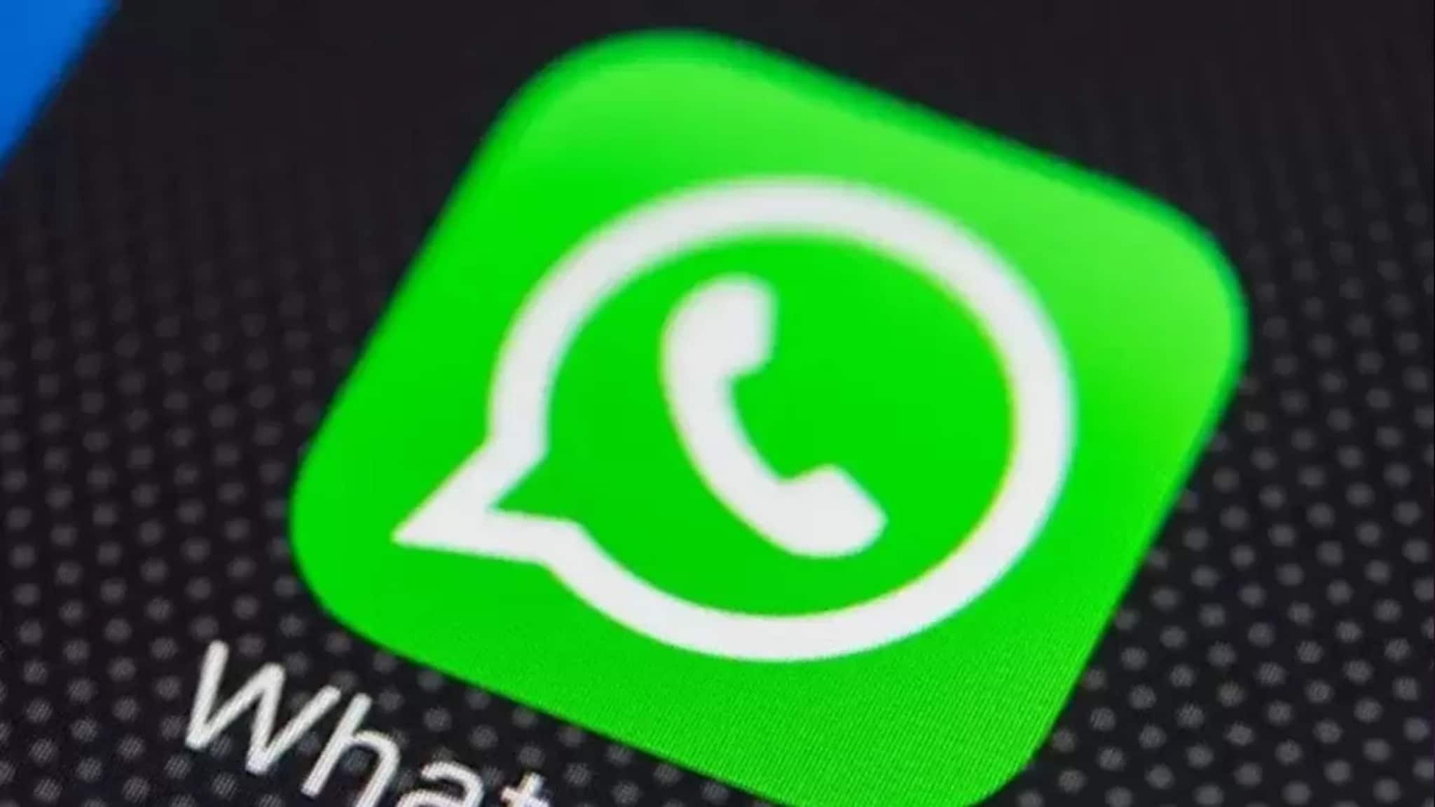 WhatsApp New Feature: প্রোফাইল হবে আরও জমকালো! হোয়াটসঅ্যাপে আসছে ফেসবুকের মতো 'কভার ফটো' ফিচার, জেনে নিন কীভাবে সেট করবেন