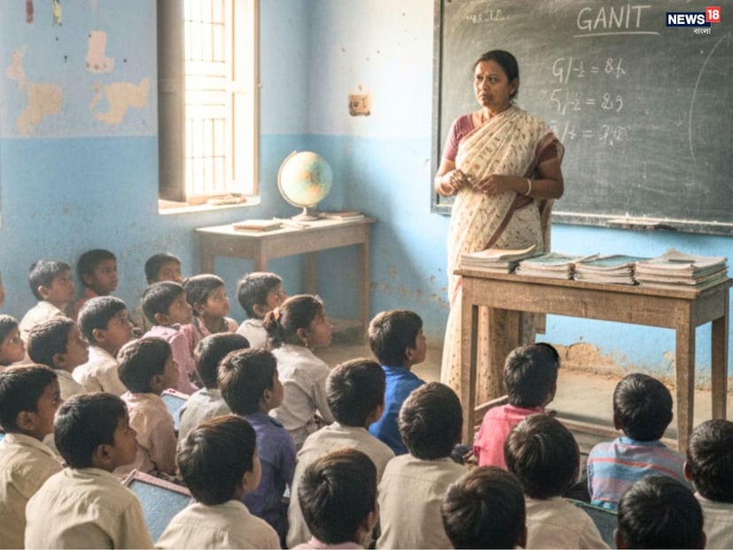 CBSE বোর্ড বেছে নিন যদি:আপনার পরিবার প্রায়ই এক রাজ্য থেকে অন্য রাজ্যে স্থানান্তরিত হয়, অথবা আপনার সন্তানের লক্ষ্য যদি JEE, NEET-এর মতো জাতীয় প্রতিযোগিতামূলক পরীক্ষায় উত্তীর্ণ হওয়া হয়। CBSE-র পাঠ্যক্রম এই পরীক্ষাগুলোর প্রস্তুতির জন্য আদর্শ ও সামঞ্জস্যপূর্ণ।