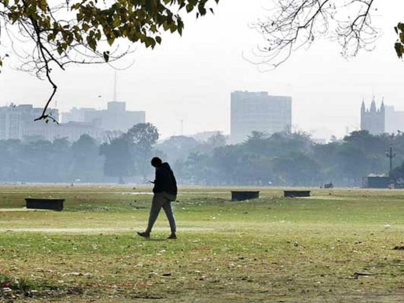 দিল্লির তাপমাত্রা কমেছে-আইএমডি জানিয়েছে যে শনিবার শহরের সর্বোচ্চ তাপমাত্রা ছিল ২৭.২ ডিগ্রি সেলসিয়াস, যা স্বাভাবিকের চেয়ে ২.৩ ডিগ্রি কম। পাহাড়ে আবহাওয়ার পরিবর্তনের পরিপ্রেক্ষিতে, আবহাওয়া বিভাগ পূর্বাভাস দিয়েছে যে দিল্লি এবং এনসিআর-এর তাপমাত্রা আরও কমতে পারে।