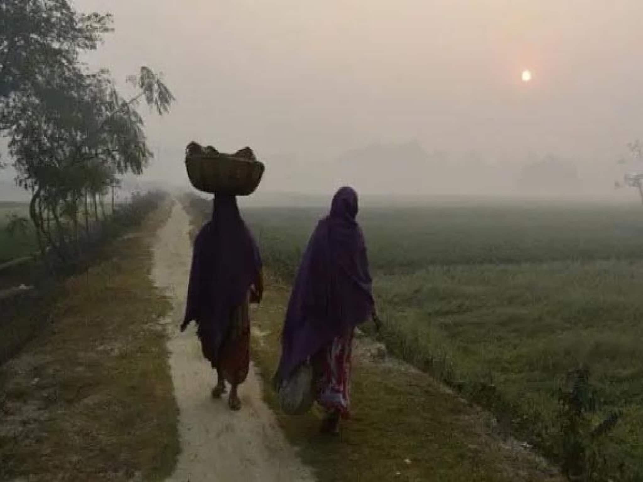 শক্তি হারিয়ে অতি গভীর নিম্নচাপে পরিণত হয়েছে ‘দিতওয়া’, উপকূলের খুব কাছে ! আগামী ২৪ ঘণ্টায় হালকা বৃষ্টিপাতের সম্ভাবনা