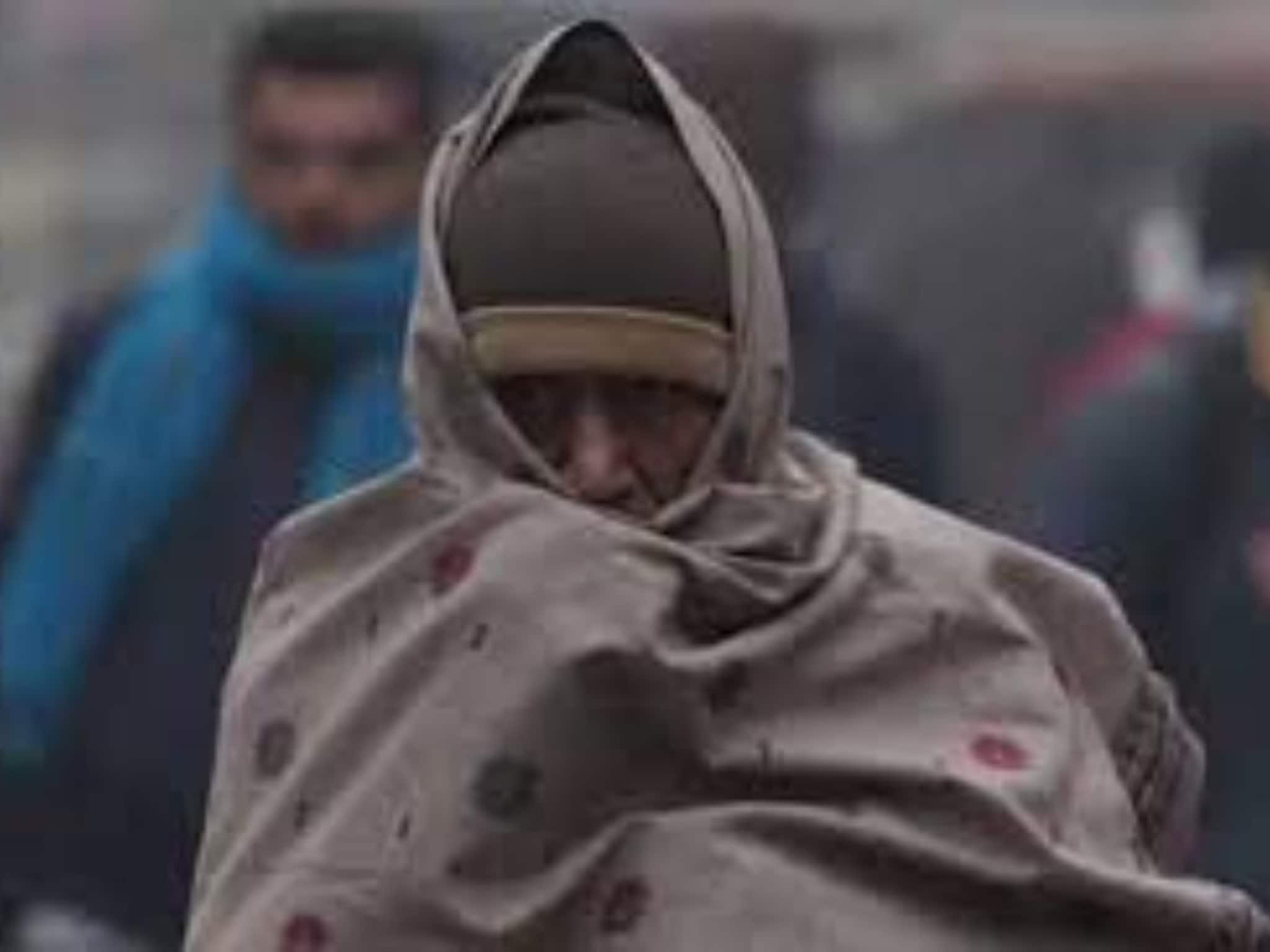 Weather Update: পশ্চিমী হাওয়ার দাপট, আরও কমছে পারদ! কবে থেকে জাঁকিয়ে শীত? জানিয়ে দিল হাওয়া অফিস