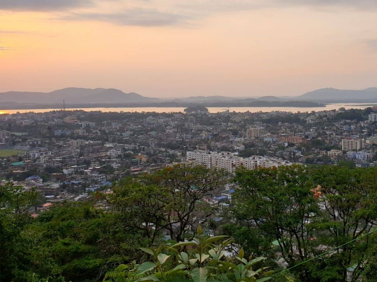 তারপরেই সিকিমের গ্যাংটক, AQI ৪৪৷ এরপরেই রয়েছে অসমের গুয়াআটি, AQI ৪২৷