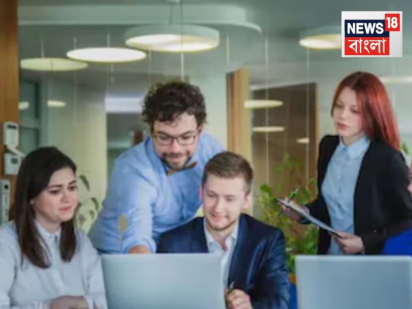 নতুন বিধিতে বলা হয়েছে, ফিক্সড-টার্ম এমপ্লয়িদের (স্থায়ী কর্মীদের) ক্ষেত্রে কোনও সংস্থায় ১ বছর স্থায়ী কর্মী হিসাবে কাজ সম্পূর্ণ করলেই তিনি সেই সংস্থা থেকে নির্দিষ্ট মাত্রায় গ্র্যাচুইটি পাওয়ার দাবি করতে পারবেন৷