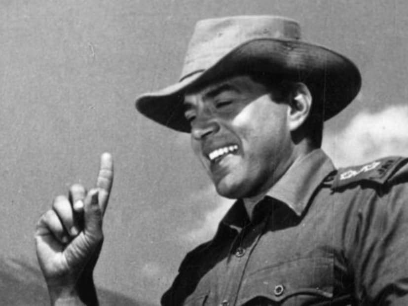  ২০০৪ সালের লোকসভা নির্বাচনে সাফল্যের সঙ্গে প্রতিদ্বন্দ্বিতা করে রাজস্থানের বিকানের কেন্দ্রে জয়ী হন তিনি৷ হন সাংসদ৷ কিন্তু, সে বছর অটরবিহারী বাজপেয়ীর নেতৃত্বাধীন সরকারের বিপুল হার হয়৷ 