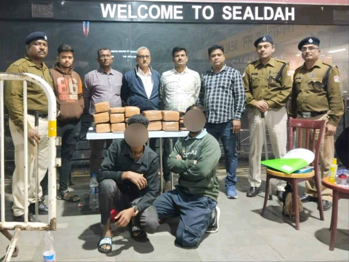 মাদক বাজেয়াপ্ত করার পরে