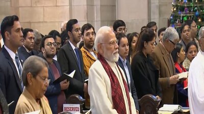 একই বছরে বড়দিনে লোক কল্যাণ মার্গে তাঁর সরকারি বাসভবনে বিশেষ অনুষ্ঠানের আয়োজন করেছিলেন। ২০২৪ সালে তিনি মন্ত্রী জর্জ কুরিয়ানের বাসভবনে বড়দিনের নৈশভোজে অংশ নেন এবং ভারতের ক্যাথলিক বিশপস কনফারেন্স আয়োজিত একটি অনুষ্ঠানেও উপস্থিত ছিলেন। 