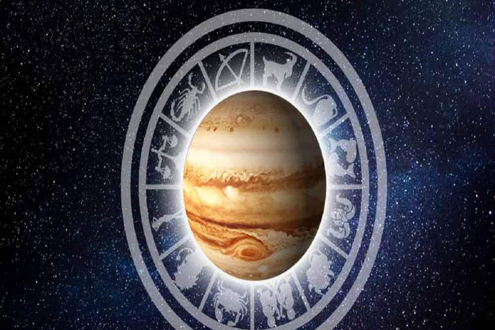 ১৩ ডিসেম্বর লাভবান হবেন? না কি শুধুই ক্ষতি? কী চমক অপেক্ষা করছে? জেনে নিন রাশিফল ১৩ ডিসেম্বর লাভবান হবেন? না কি শুধুই ক্ষতি? কী চমক অপেক্ষা করছে? জেনে নিন রাশিফল