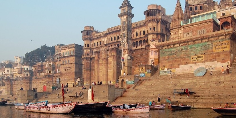 কুম্ভমেলার ইতিহাস এবং বিশেষ ধর্মীয় তাৎপর্যের কারণে, ভারতের সব রাজ্যের ভক্তরা এবং বিশ্বব্যাপী পর্যটকরা কুম্ভমেলার ভ্রমণপথ থেকে আচার-অনুষ্ঠান, পরিবহন এবং থাকার ব্যবস্থা সম্পর্কে নানা তথ্যের জন্য গুগলে সার্চ করেছেন অসংখ্য বার।