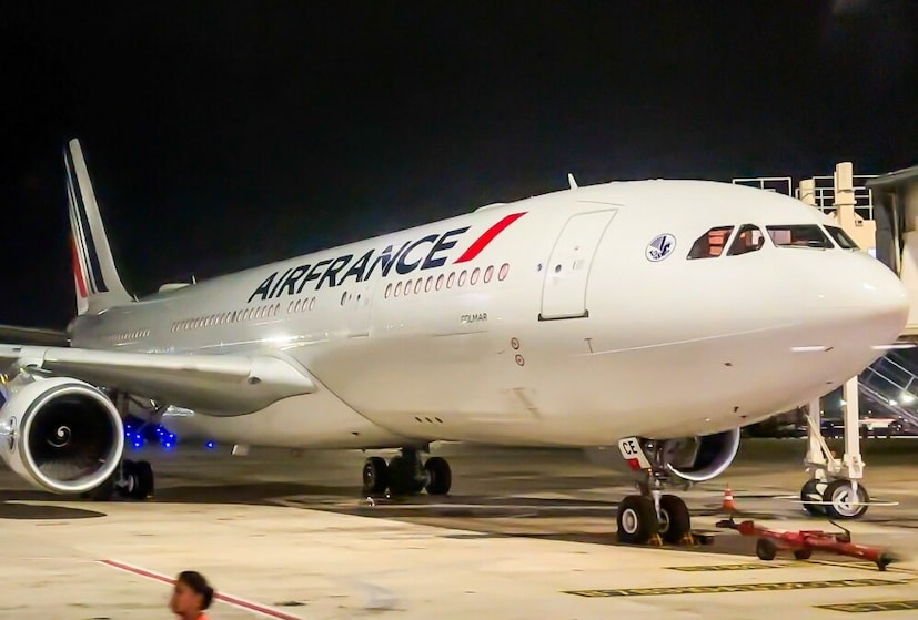 এয়ার ফ্রান্স সম্প্রতি তাদের উন্নত ৭৭৭-৩০০ইআর ব্যবহার করে নতুন দূরপাল্লার রুট ঘোষণা করেছে। এই ঘোষণার পরই “৭৭৭” নিয়ে সার্চ-এর পরিমাণ হঠাৎ বেড়ে যায়।